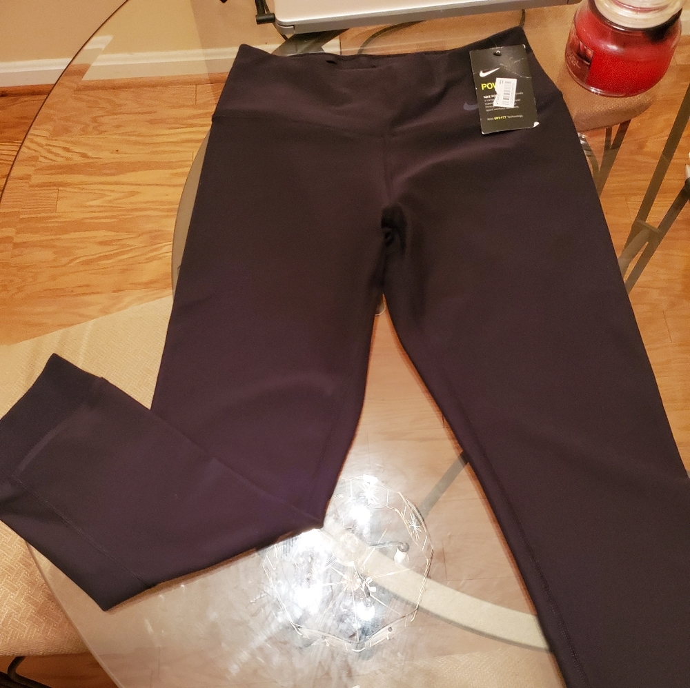 Nike capri black NWT